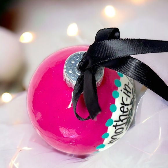 Heartfelt Mother-in-Law Christmas Ornament, Personalized & Hand-Painted Keepsake - Picture 6 of 10